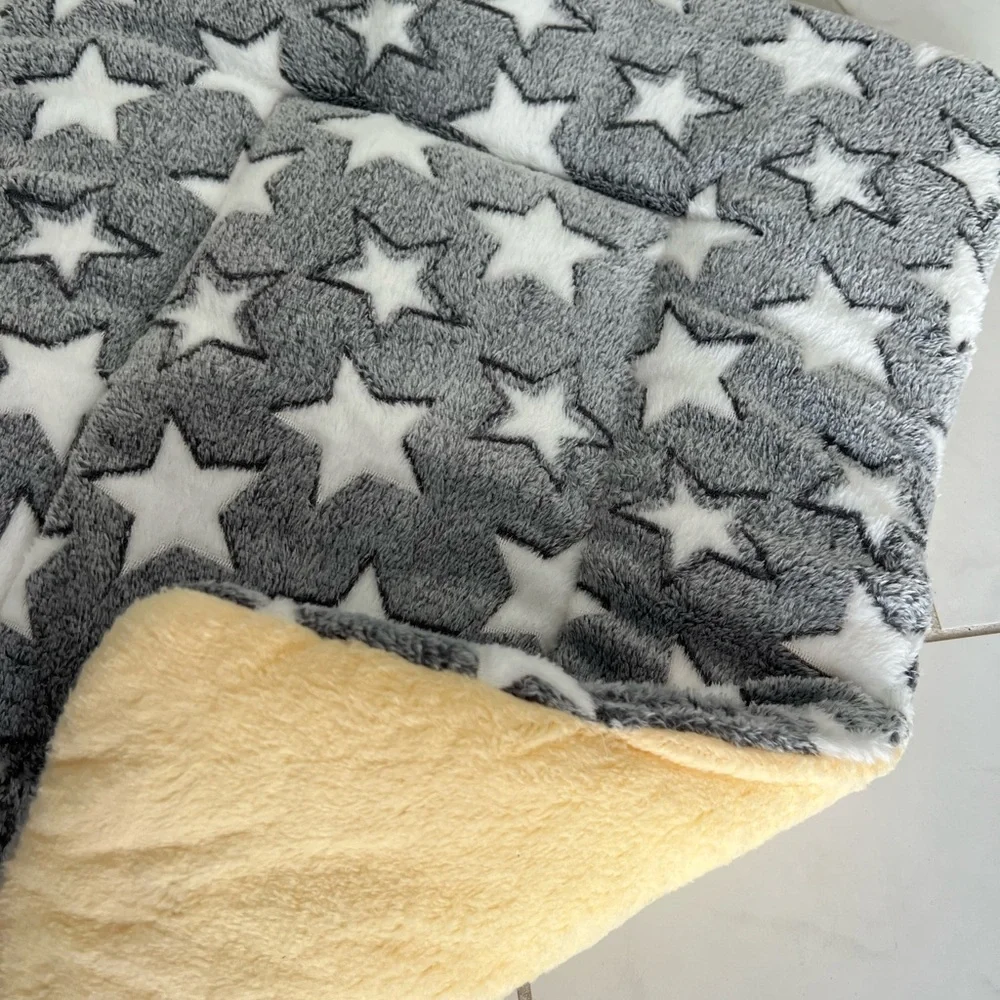 Luxury Soft Fleece & Flannel Cat/Dog Bed